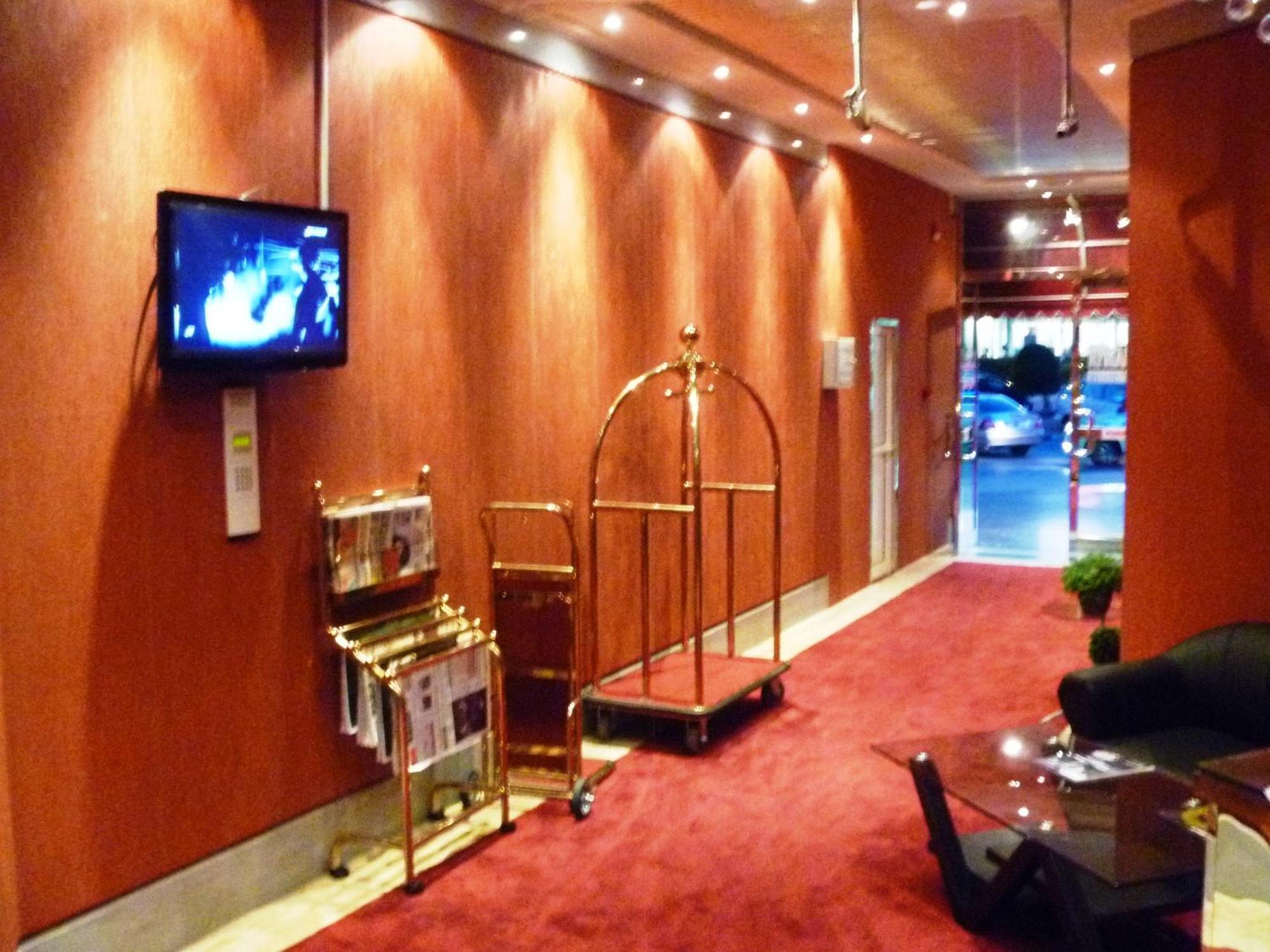 Al Zahabiya Hotel Apartments Дубай Екстериор снимка